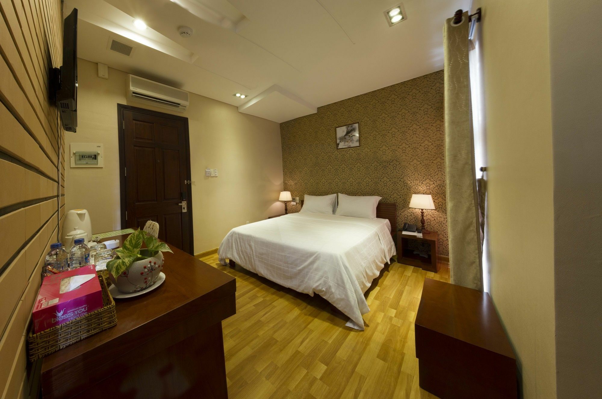 Anh Dao Mekong Hotel Can Tho Exterior photo